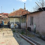 Voluntari, centru Nicolae Iorga, strada lata, verde, trotuare, Primarie